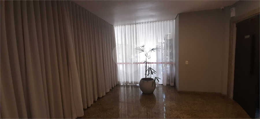 Foto REO164852