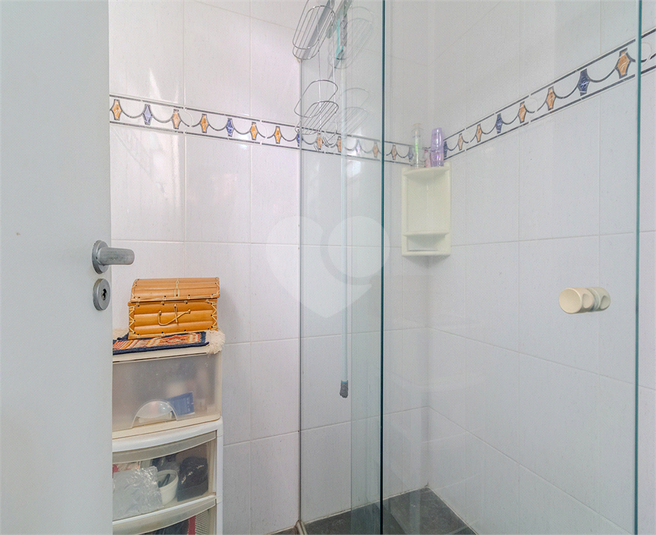 Foto REO164949