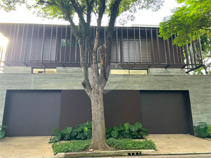 Foto REO16542
