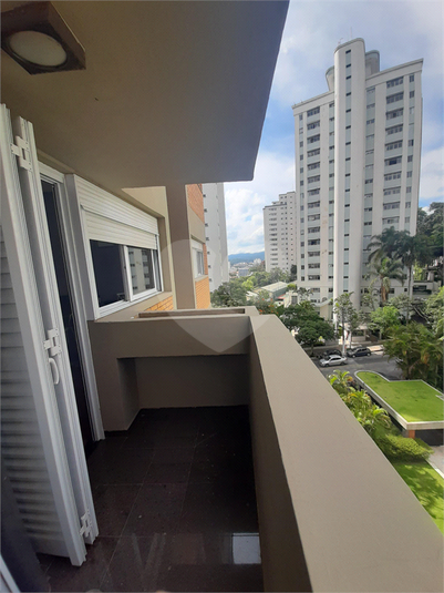 Foto REO167937