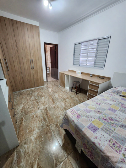 Foto REO167961