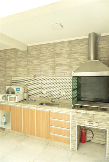 churrasqueira com coifa e gabinete