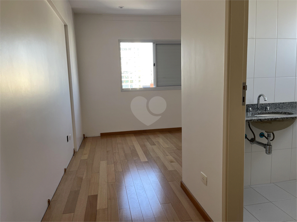 Venda Apartamento São Paulo Santana REO169336 13