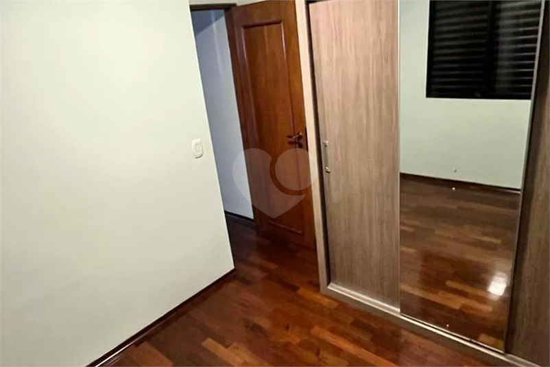 Foto REO169907