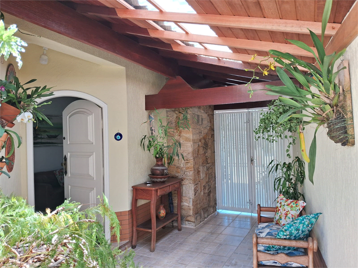 Foto REO169922