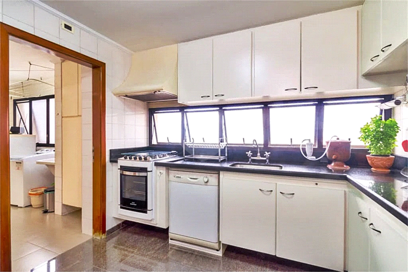 Venda Apartamento São Paulo Santana REO170281 20