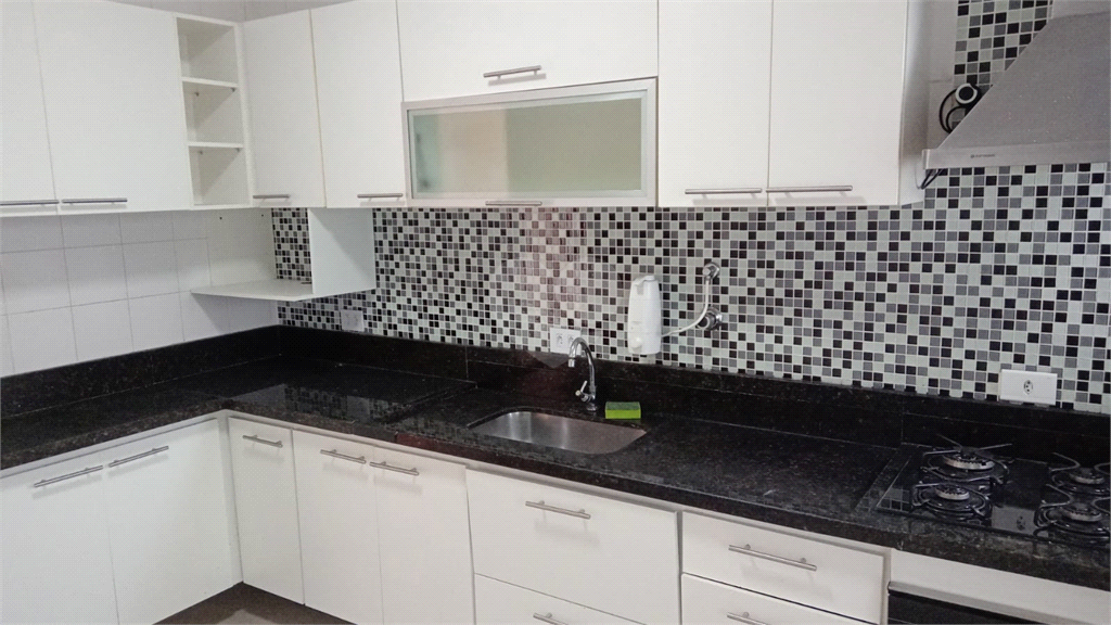 Venda Apartamento São Paulo Água Fria REO170334 3