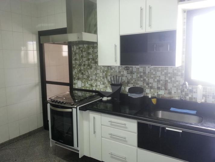 Venda Apartamento São Paulo Santana REO170737 3