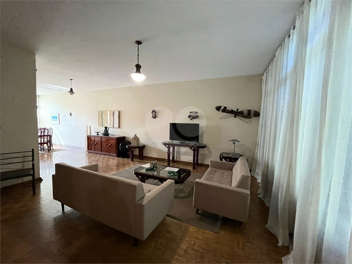 Foto REO17180