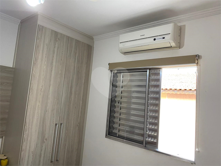 Foto REO172687
