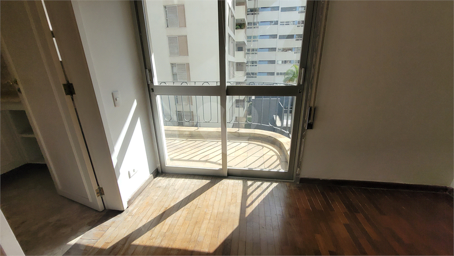 Foto REO173100