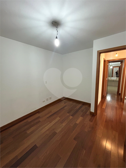 Foto REO174167