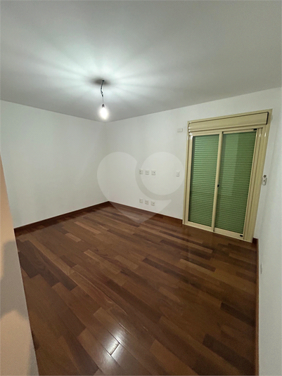 Foto REO174167