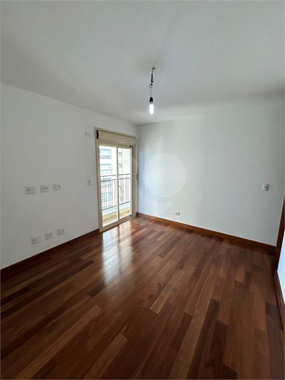 Foto REO174167