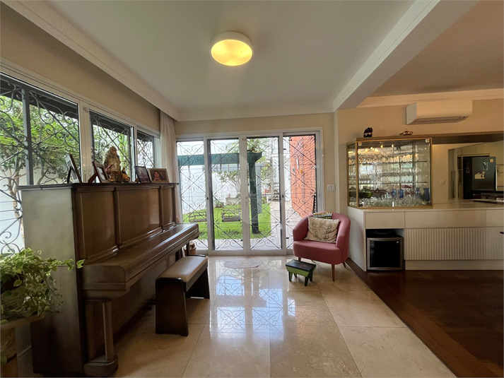 Foto REO174284