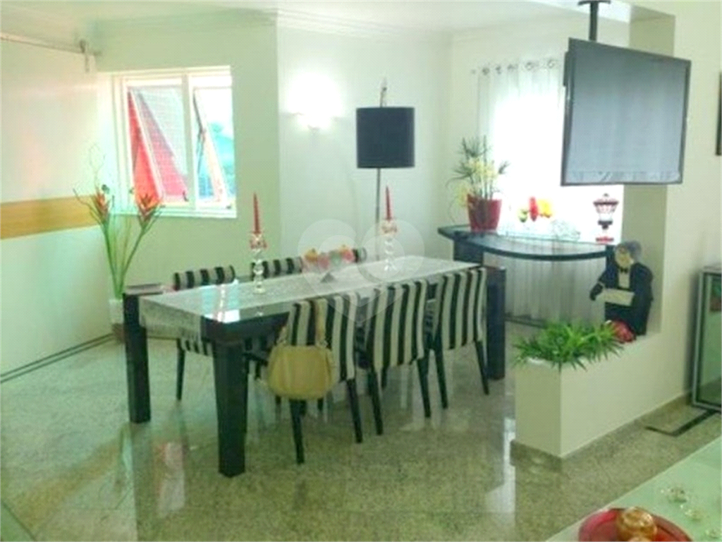 Venda Apartamento São Paulo Santana REO174386 22