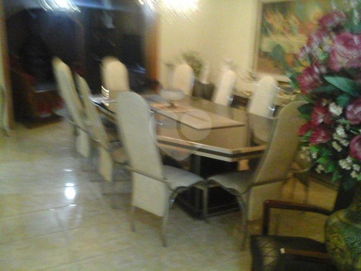 Foto REO174401
