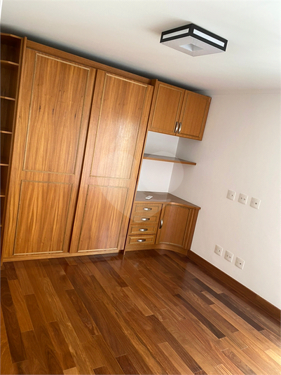 Venda Apartamento São Paulo Santana REO175096 36