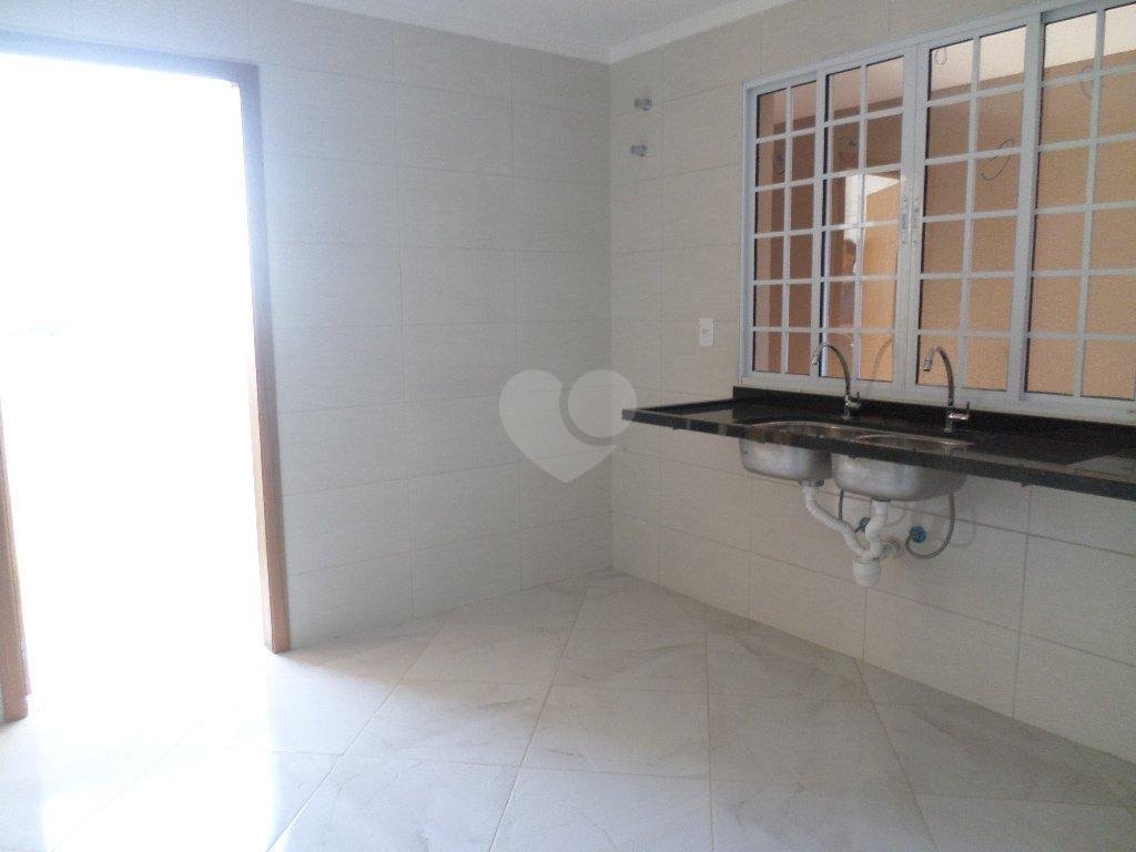 Venda Sobrado São Paulo Vila Constança REO175215 8