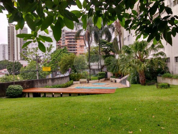 Foto REO175862