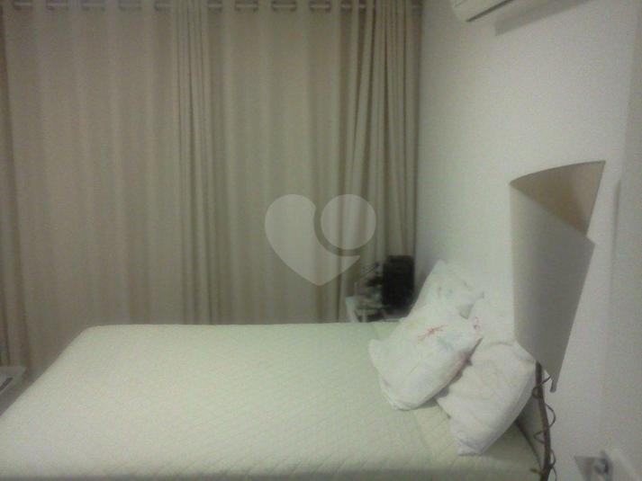 Foto REO175990
