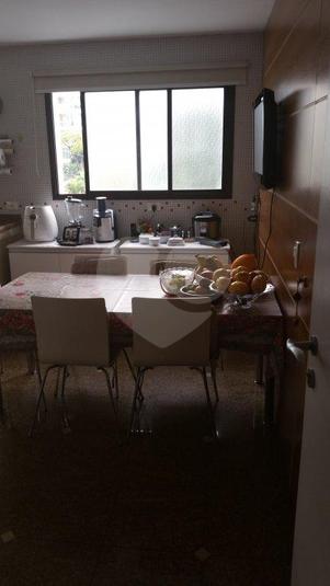 Foto REO176634