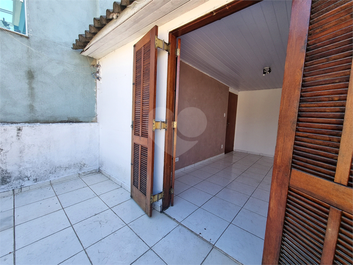 Foto REO176652