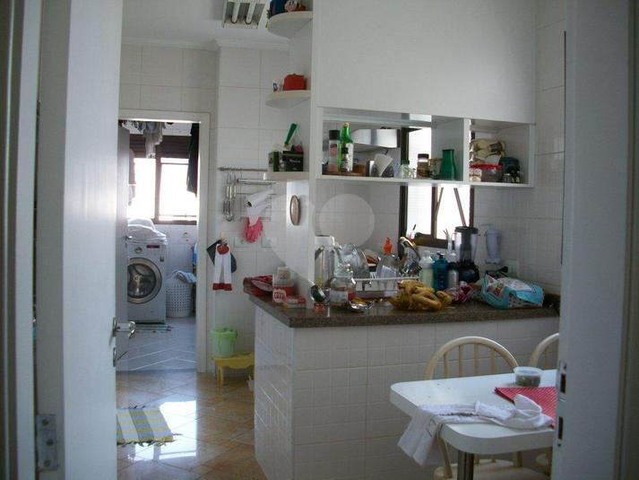 Foto REO177304