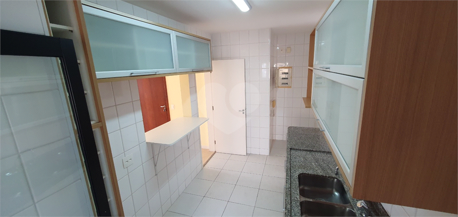 Venda Apartamento São Paulo Santana REO178714 18