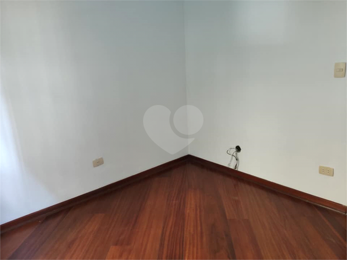 Foto REO179836