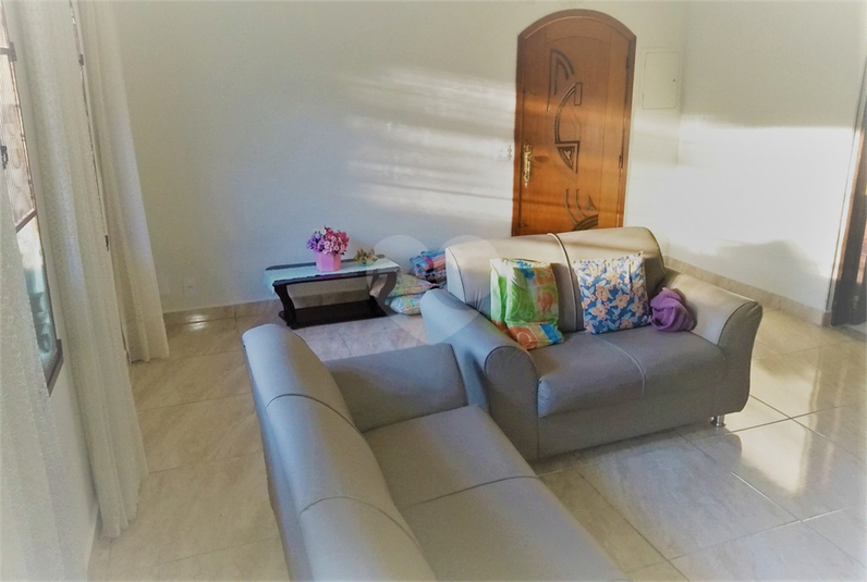 Foto REO180183