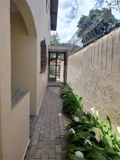 Foto REO180183
