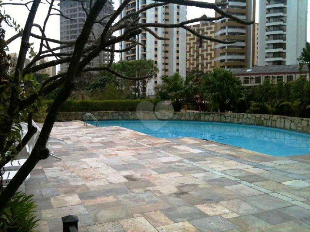 Venda Apartamento São Paulo Santana REO181284 17