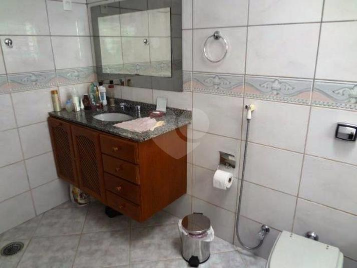 Foto REO181803
