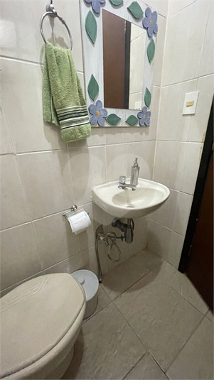 Foto REO181837