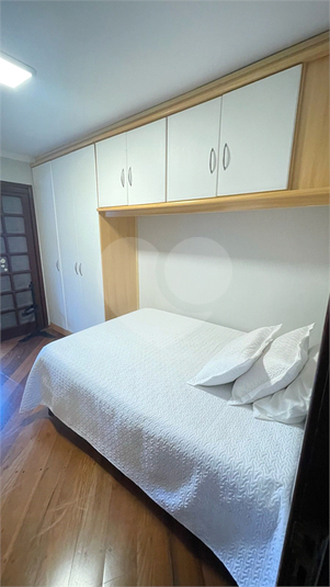 Foto REO181837