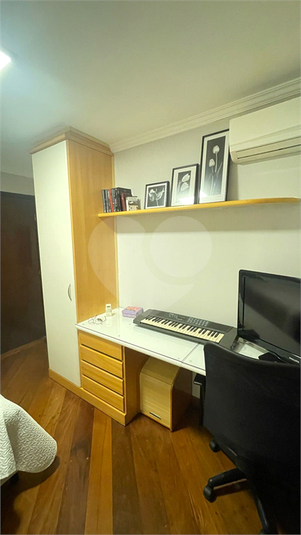 Foto REO181837