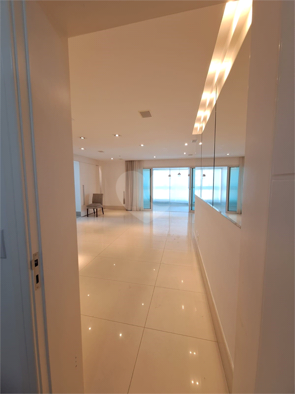 Venda Apartamento São Paulo Santana REO182084 23