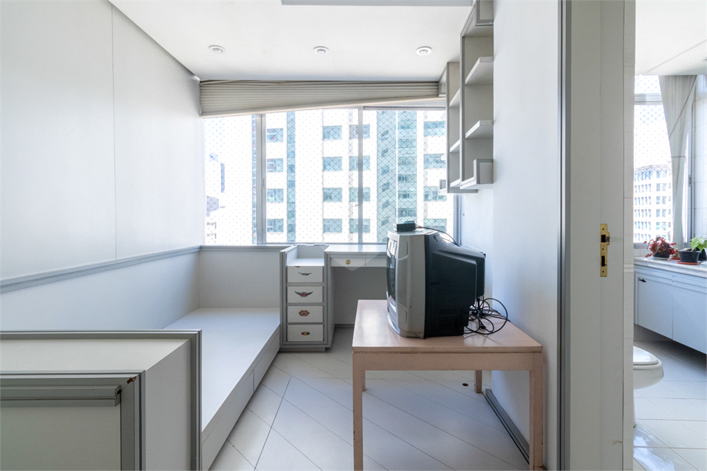 Venda Apartamento São Paulo Consolação REO18230 17