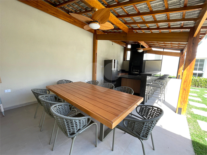 Foto REO182528