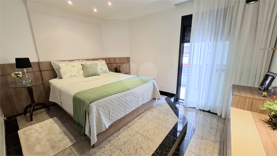 Venda Apartamento São Paulo Santana REO182629 13