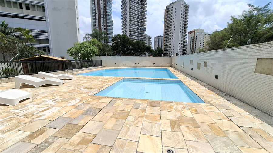 Venda Apartamento São Paulo Santana REO182629 38