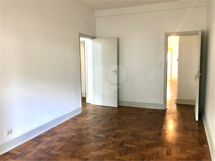 Venda Apartamento São Paulo República REO182640 33