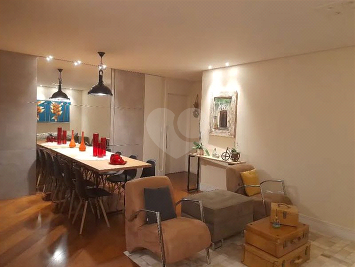 Foto REO183307