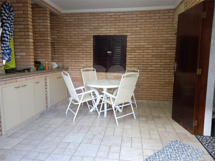 Foto REO183337