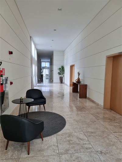 Foto REO183800