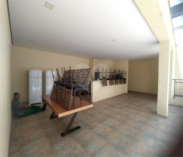 Foto REO183908