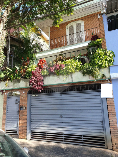 Foto REO183929