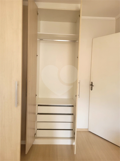 Foto REO183938