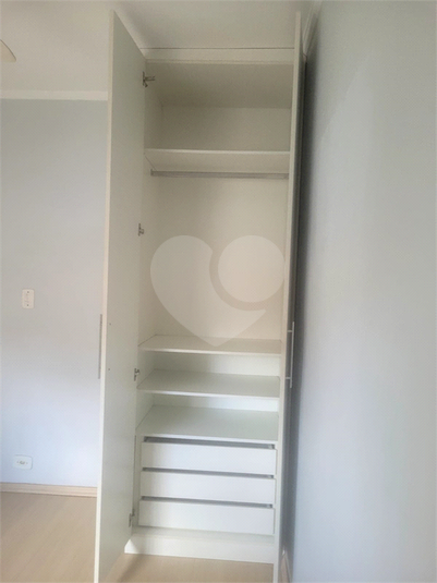 Foto REO183938